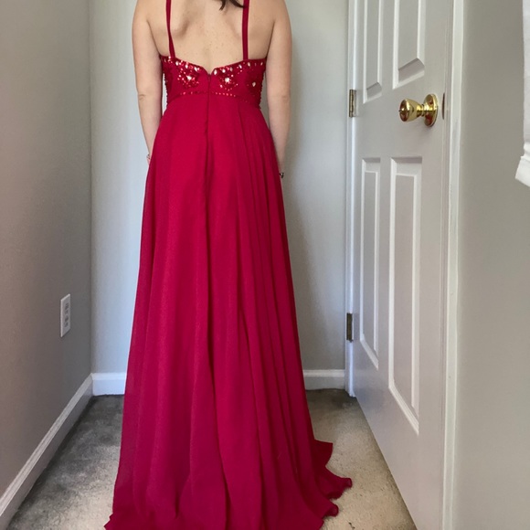 PROM SEASON!! 💄💋💃🏻 - Picture 6 of 9